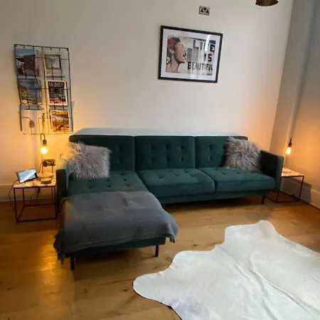 The Old School House Daire